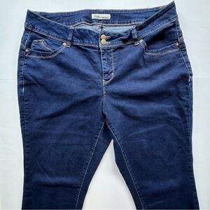 Royalty for‎ Me dark wash rolled hem capri denim jeans women’s 18w